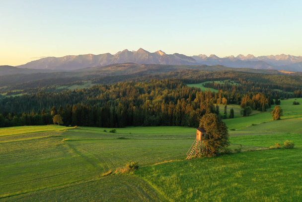 Prachtige zomer landschap van Tatra bergen - Foto, afbeelding