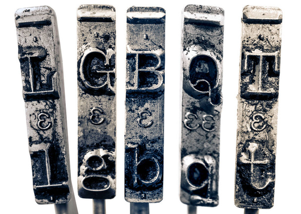 Літери друкарської машинки lgbtq ізольовані на білому
  - Фото, зображення