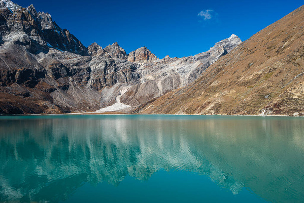 Gokyo lake in Everest base camp trekking route, Himalaya mountains range in Nepal, Asia - Photo, image