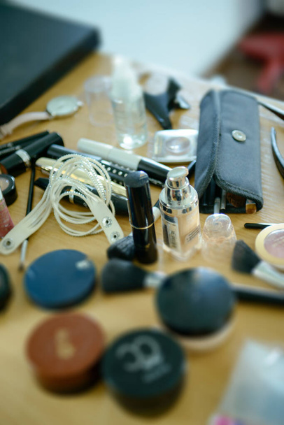 Colorful eyeshadows, accesories. Make up artist professional cosmetics - Foto, Bild