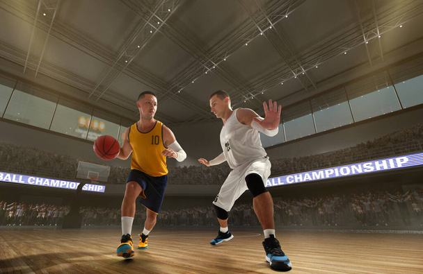 Basketballer auf großer Profi-Bühne während des Spiels. - Foto, Bild