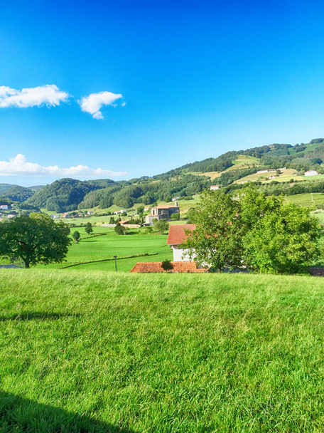 Berastegi Basków piękna wieś w Euskadi                 - Zdjęcie, obraz