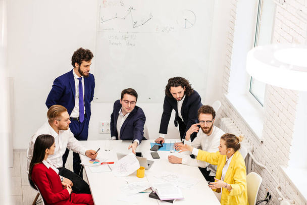 young successful business people in office - Foto, Imagem