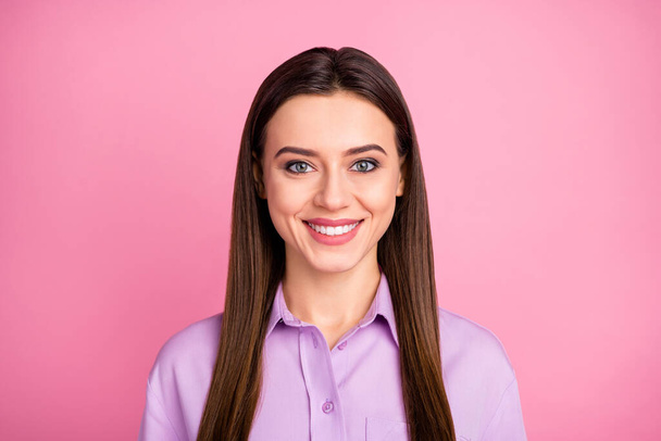 Close-up portrait of her she nice-looking attractive lovely pretty lovable cute winsome cheerful cheery brunet straight-haired girl isolated over pink pastel color background - Fotografie, Obrázek
