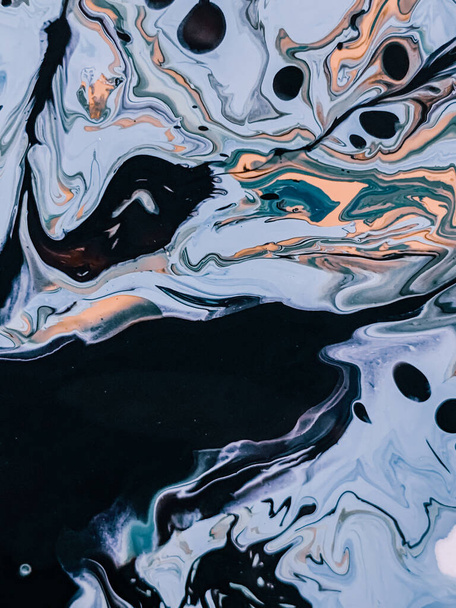 A vertical shot of an abstract oily painting with mixed colors - Photo, Image