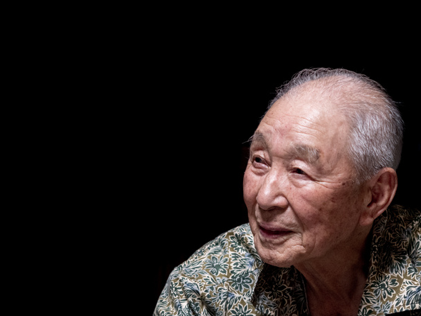 Un retrato de un anciano asiático - Foto, imagen