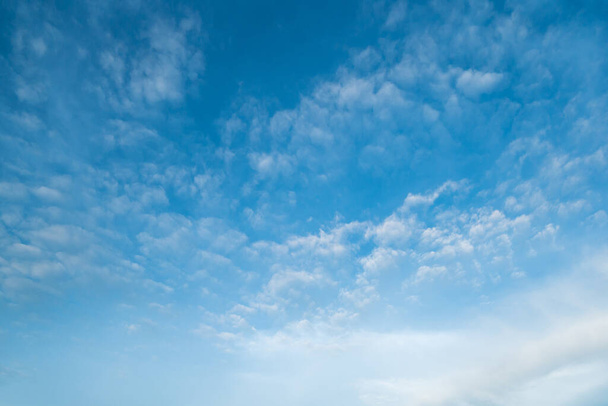 雲と青い空 - 写真・画像