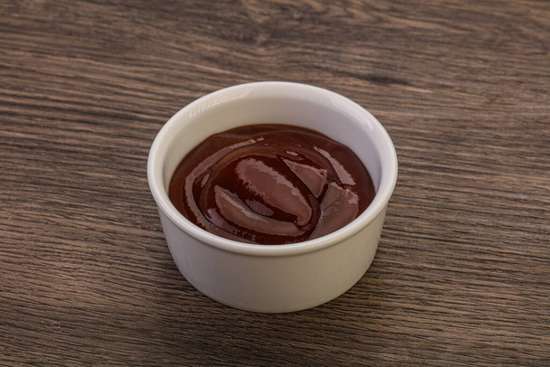 Traditional tomato Barbicue sauce in the bowl - Valokuva, kuva