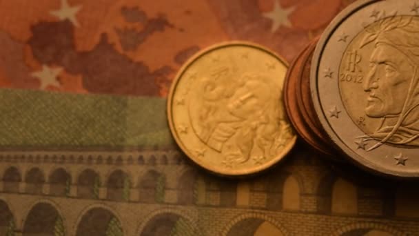 Κοντινό πλάνο στο ιταλικό ευρώ  - Πλάνα, βίντεο