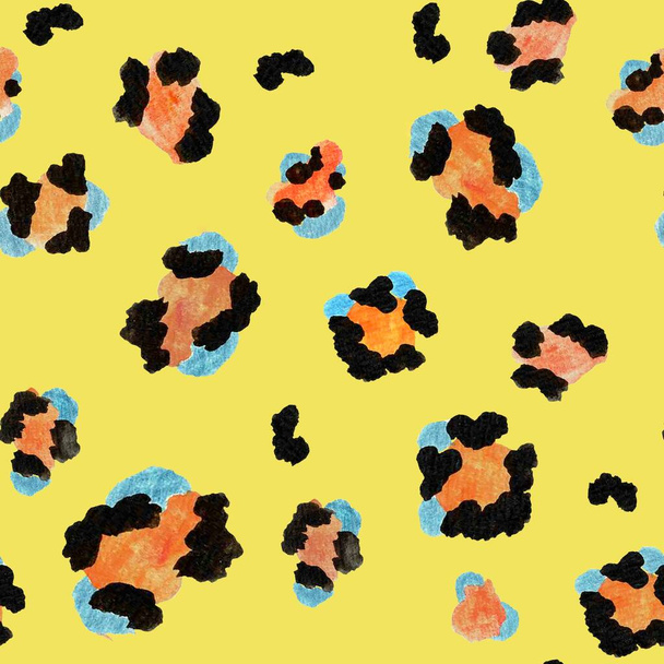 Waterkleur geel oranje luipaard dier print naadloze textuur achtergrond  - Foto, afbeelding