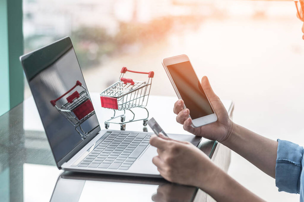 Mobile payment on online shopping e-commerce business security with customer using credit debit card purchase for retail grocery supermarket or service via smartphone app, computer laptop application - Φωτογραφία, εικόνα