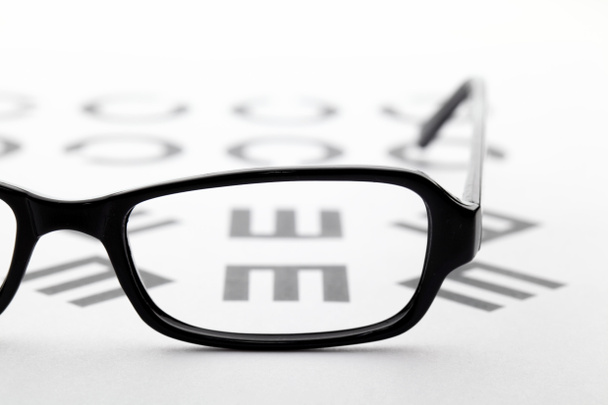 brýle a eyechart - Fotografie, Obrázek