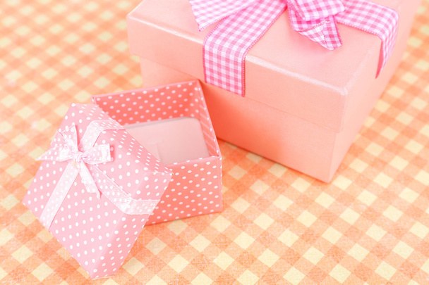 Gift boxes close up - Foto, afbeelding
