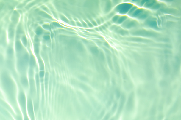 зелена прозора текстура прозорої поверхні води літній фон
 - Фото, зображення
