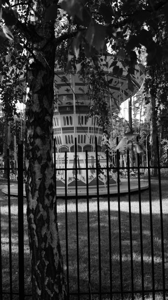 Carousel retro Kyjev Park partyzánské slávy  - Fotografie, Obrázek