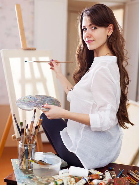 artist with oil colors and brushes - Fotografie, Obrázek