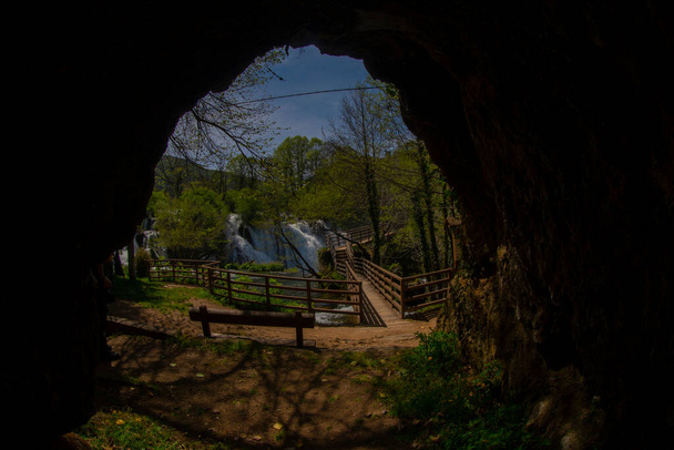 Водопады Мартина Брода в национальном парке Уна, Босния и Герцеговина - Фото, изображение