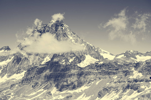 Spektakulärer Blick auf das Matterhorn von italienischer Seite. - Foto, Bild