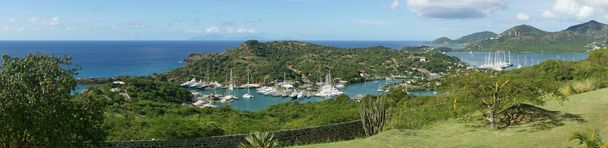 Английская гавань и судоверфь Нонс, Антигуа и Барбуда, Карибский бассейн
 - Фото, изображение
