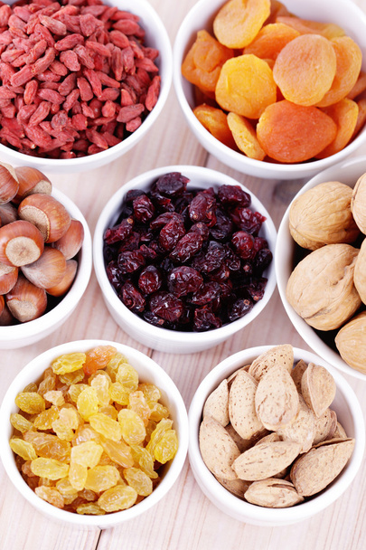 Сухі фрукти та горіхи
 - Фото, зображення