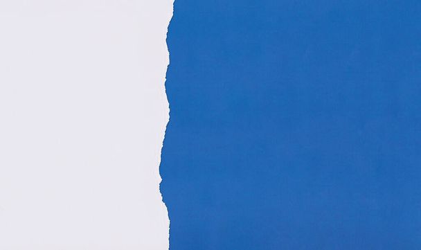 Blue Art Papier der Überlappung und des Reißens für das Hintergrunddesign.  - Foto, Bild