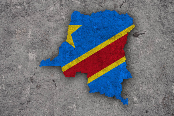 Mapa y bandera de República Democrática del Congo sobre hormigón envejecido - Foto, imagen
