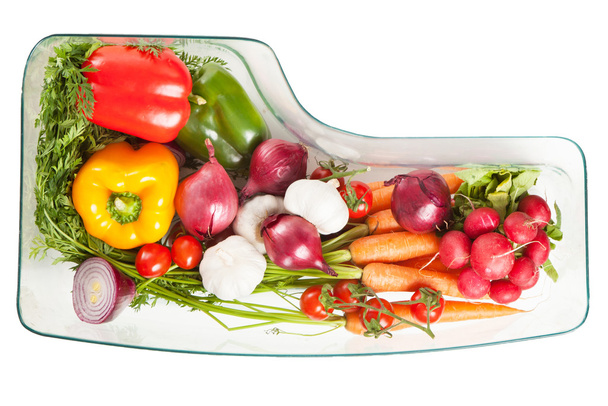 groenten die zijn opgeslagen in een koelkast - Foto, afbeelding