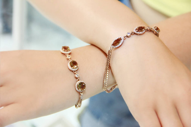 pulseiras de jóias femininas com pedra preciosa - Foto, Imagem