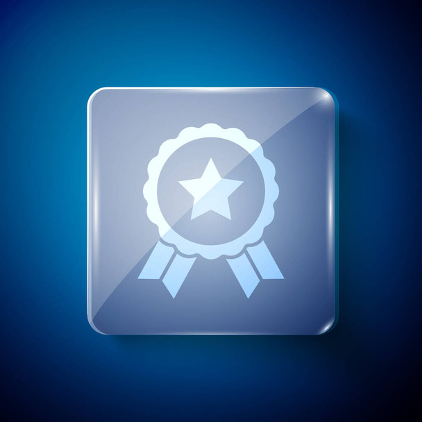Fehér Medál csillag ikon elszigetelt kék háttérrel. Győztes teljesítmény jel. Kitüntetés. Négyzet alakú üvegtáblák. Vektor. - Vektor, kép