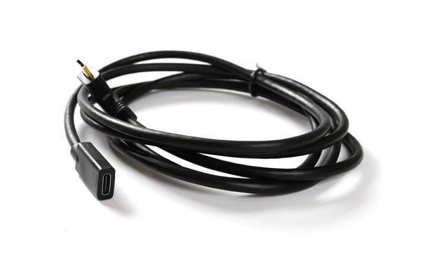 kabel typu C se zástrčkou a zásuvkou na bílém pozadí - Fotografie, Obrázek