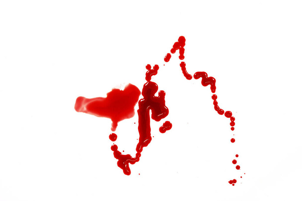 krople czerwonej krwi wyizolowane na białym, abstrakcyjnym tle - Zdjęcie, obraz