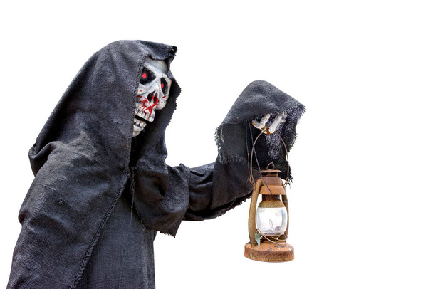 Grim Reaper isolado no fundo branco, Dia de Halloween, Fantasma fantoche - Foto, Imagem