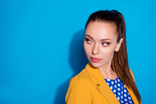 Close-up portrait of her she nice attractive charming pretty chic lady leader partner looking copy empty blank space advert solution isolated over bright vivid shine vibrant blue color background - Foto, imagen