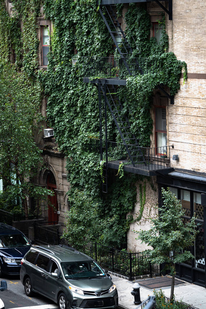 New York City, New York / USA - May 5 2020: Brooklyn brownstone houses and facades. Brooklyn buildings with windows  - Fotoğraf, Görsel
