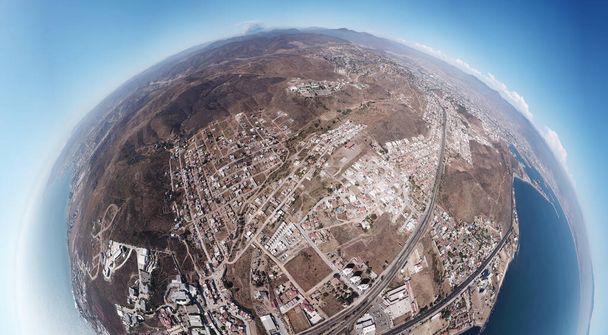 Panoramatický super široký úhel záběru Ensenada pořízen fron airborn drone - Fotografie, Obrázek