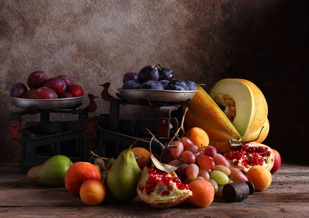 zátiší zralé organické ovoce podzimní sklizeň - Fotografie, Obrázek