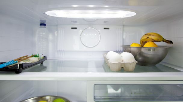 Холодильник внутри
 - Фото, изображение