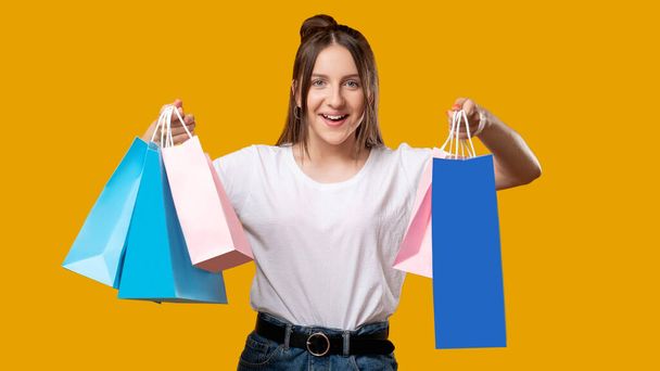 Sales and discounts black friday happy woman - Фото, зображення