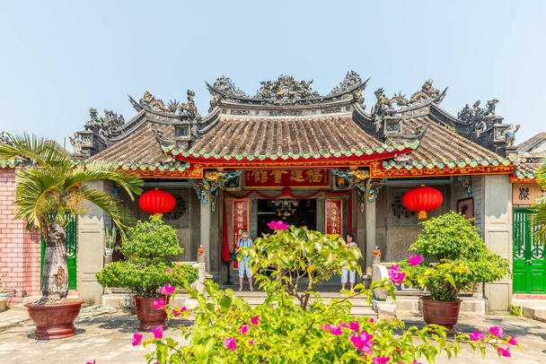 Hoi An / Vietnam - March 06 2019: Phuc Kien (Fujian) Assembly Hall. created as a place in which residents from Fujian in China could meet up and socialise while living or visiting Hoi An. - Фото, зображення