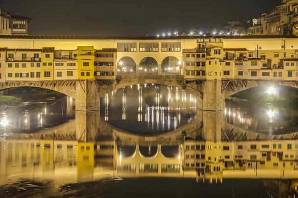 Ponte Vecchio (alte Brücke) in Florenz, Italien. - Foto, Bild