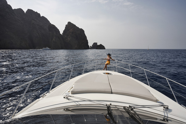 Franciaország: Korzika, girolata marine nemzeti park, luxus yacht - Fotó, kép