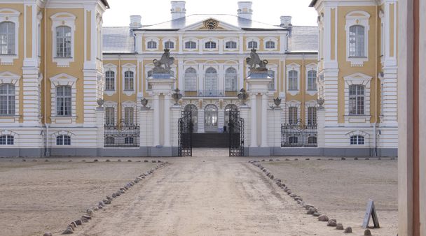 Старый дворец
 - Фото, изображение