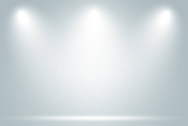 Lege ruimte van White stage met spot verlichting in grijze achtergrond. - Foto, afbeelding