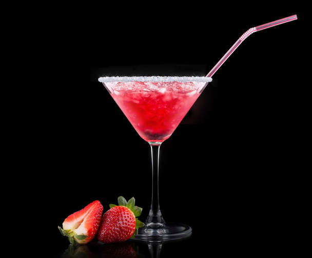 berry cooler cocktail on a black - Φωτογραφία, εικόνα