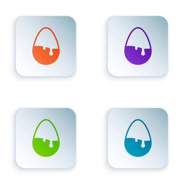 Beyaz arka planda izole edilmiş renkli çikolatalı yumurta ikonu. Kare düğmelere renkli simgeleri yerleştir. Vektör. - Vektör, Görsel