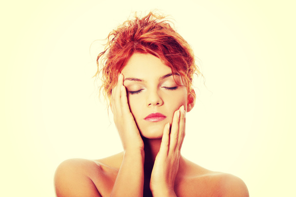 Close-up portrait of sexy caucasian young redhead woman - Fotografie, Obrázek