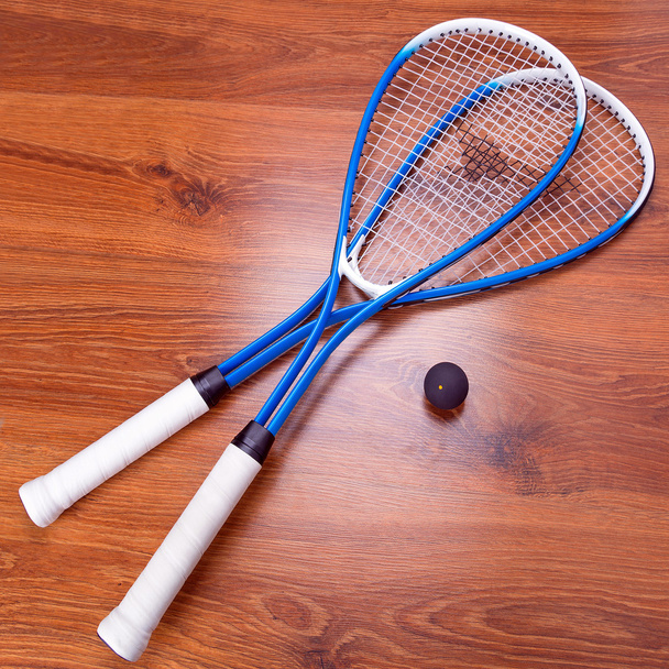 squash rackets en bal - Foto, afbeelding