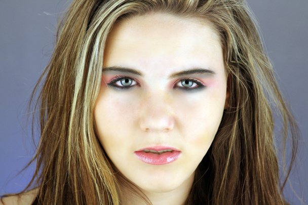 Beautiful Teen Girl Headshot (5) - Photo, image
