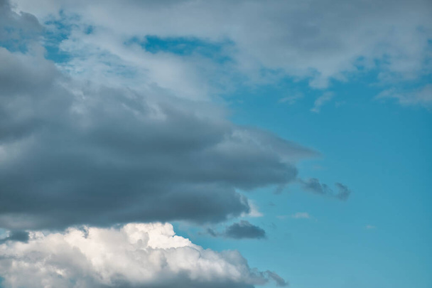 Beautiful cirrus cloudy bright blue sky background textures - Fotó, kép