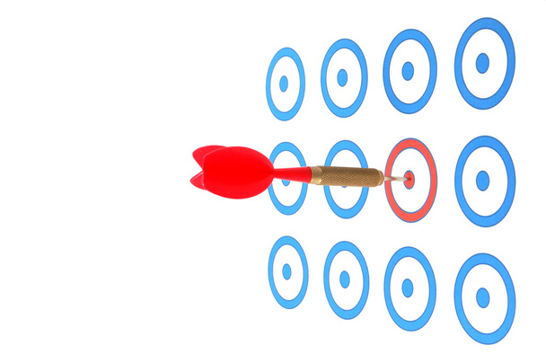 Dart arrow hit the target - Foto, afbeelding